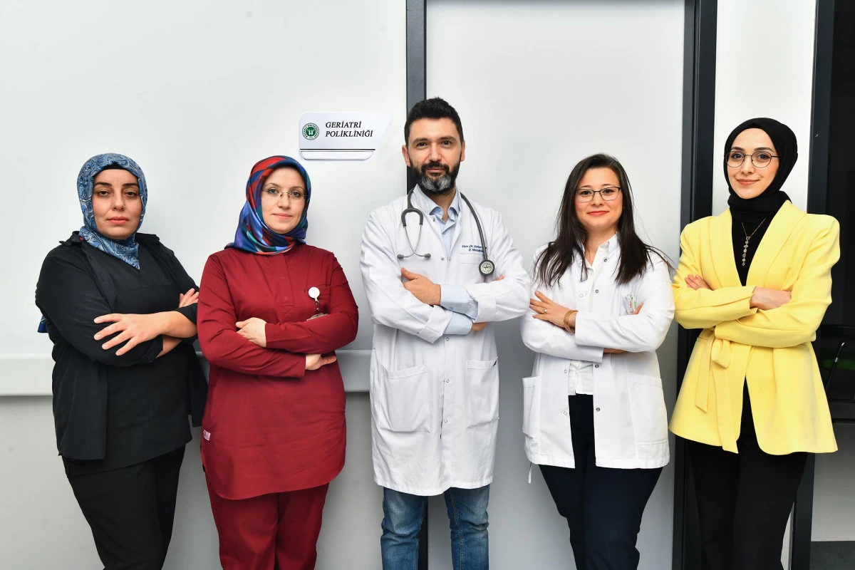 Kocaeli &Uuml;niversitesi Yaşlı Sağlığında Fark Yaratıyor