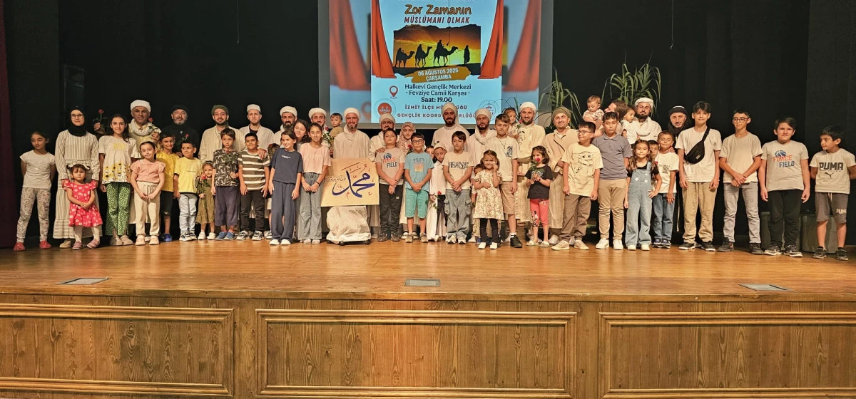 Kocaeli’de din görevlileri tiyatro oyunu sahneledi