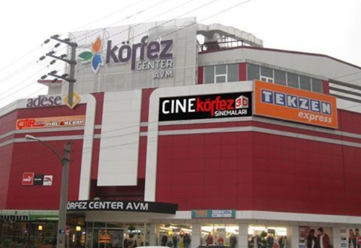 Kocaeli'deki AVM yeni sahibini bekliyor