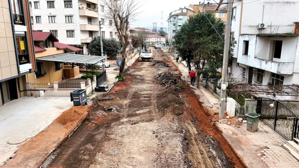 K&ouml;rfez Petkimliler Caddesi&rsquo;nde yoğun tempo