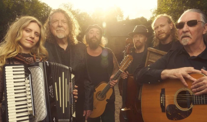 LED ZEPPELIN&rsquo;İN EFSANEVİ SOLİSTİ ROBERT PLANT&rsquo;TEN &Ccedil;OK &Ouml;ZEL BİR BULUŞMA