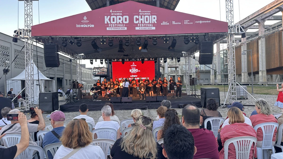 L&Ouml;SEV G&Ouml;N&Uuml;LDEN SESLER KOROSU, 4. ULUSLARARASI İSTANBUL KORO FESTİVALİ'NDE SAHNE ALDI