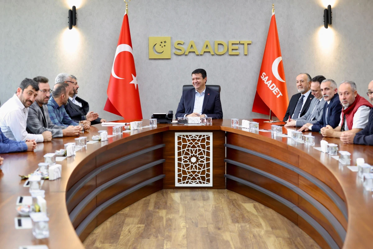 Mahmut Arıkan, Stajyer ve &Ccedil;ıraklık Sigortası Mağdurları Federasyonu ile Bir Araya Geldi