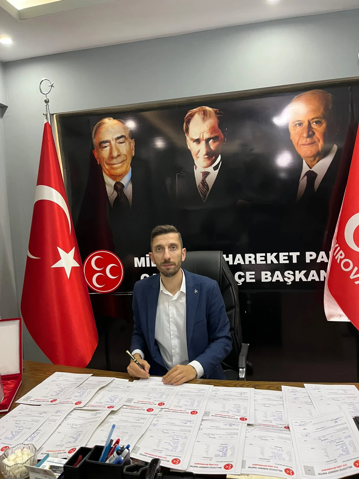 MHP &Ccedil;ayırova İl&ccedil;e Başkanı Danışmaz, saha &ccedil;alışmalarını s&uuml;rd&uuml;r&uuml;yor
