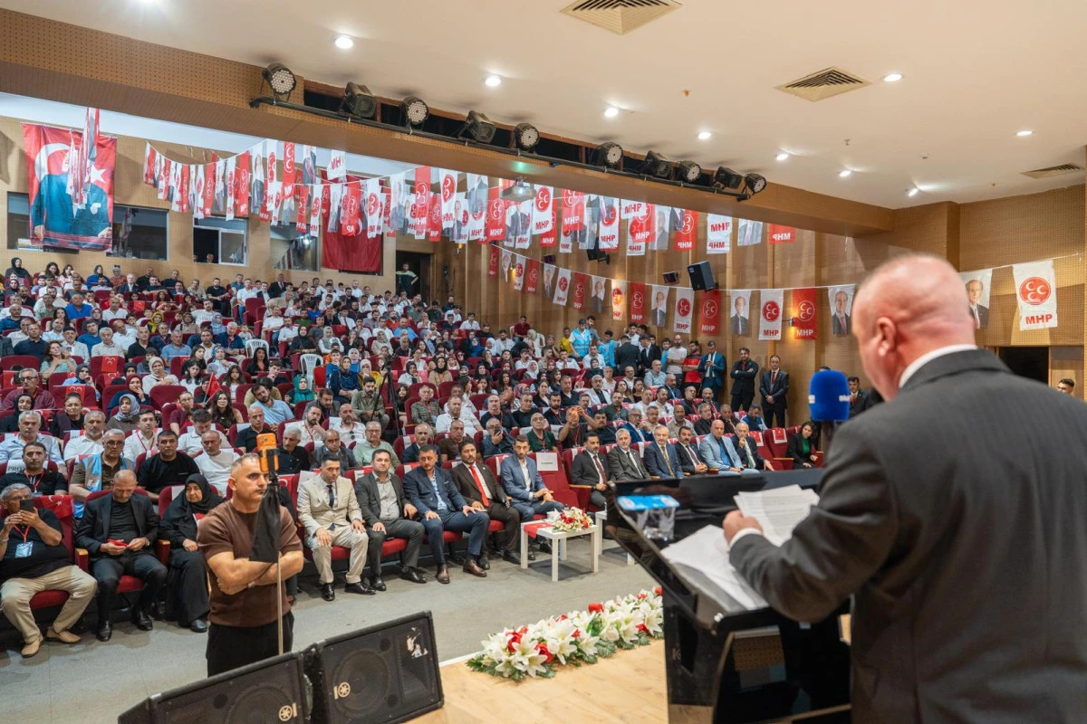MHP Dilovası 7. Olağan Kongresini Yoğun Katılımla Ger&ccedil;ekleştirdi: Yusuf Turhan G&uuml;ven Tazeledi
