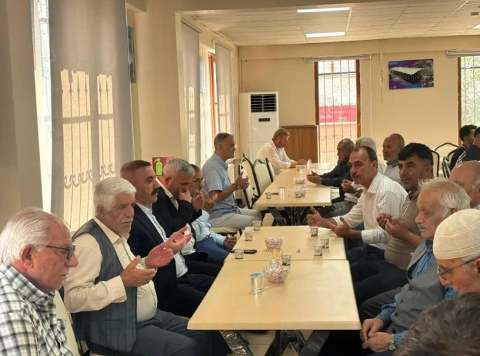 MHP Dilovası İl&ccedil;e Başkanlığından Taziye Ziyareti