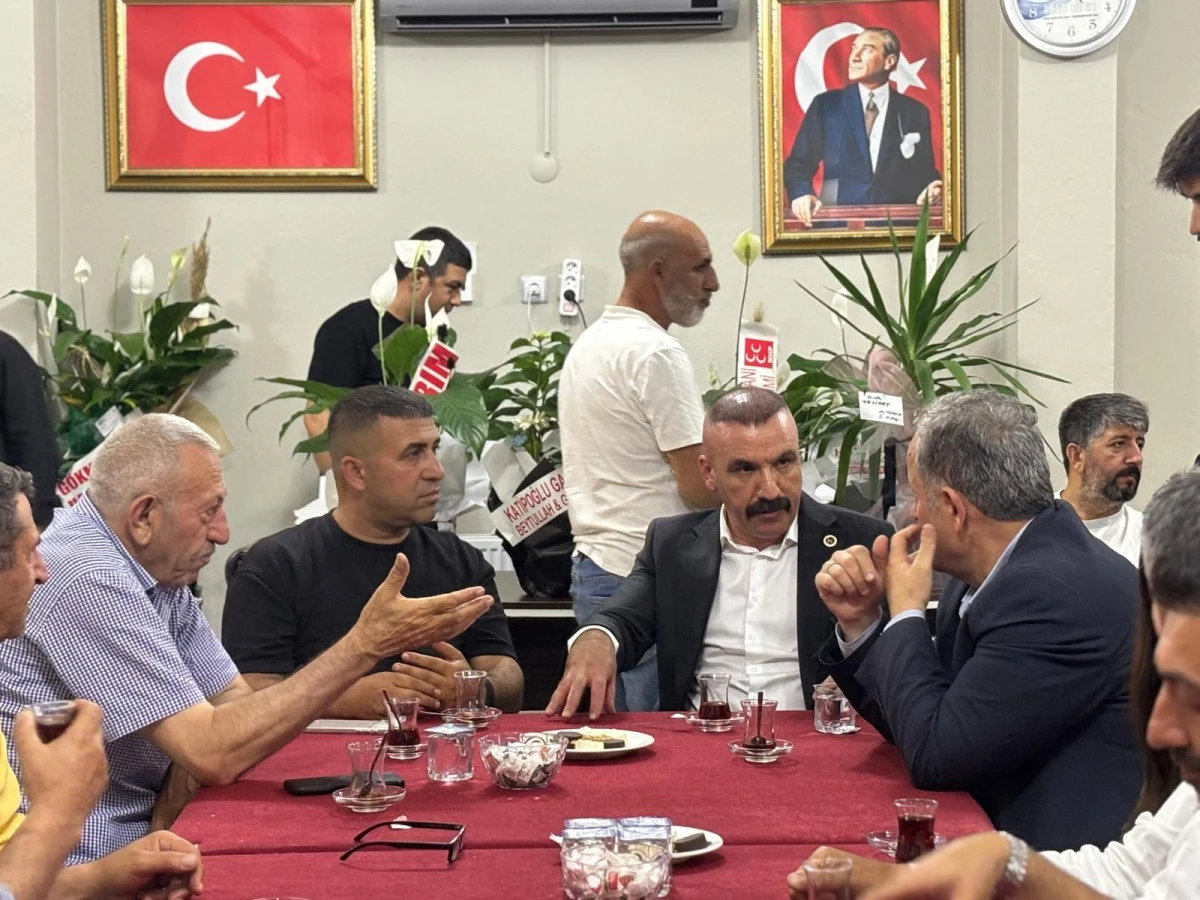 MHP Dilovası İl&ccedil;e Teşkilatından Ardahanlılar Derneği&rsquo;ne Ziyarette STK&rsquo;ların Toplumsal Dayanışmadaki &Ouml;nemi Vurgulandı