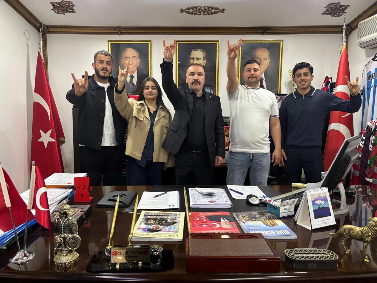 MHP Dilovası&rsquo;nda Gen&ccedil;lerden Yoğun Katılım: Teşkilat Her Ge&ccedil;en G&uuml;n G&uuml;&ccedil;leniyor