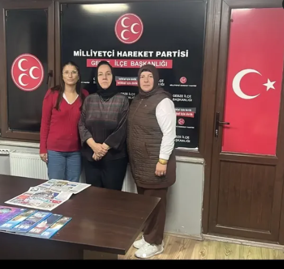 MHP Gebze İl&ccedil;e Teşkilatında G&uuml;n&uuml;n N&ouml;bet&ccedil;isi Sabiha &Ccedil;alışkan