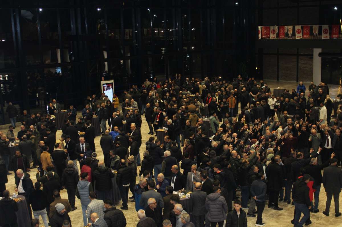 MHP Kocaeli, 101. Yıl Kutlamaları Kapsamında beşbin Yeni Üye Programını Gerçekleştird