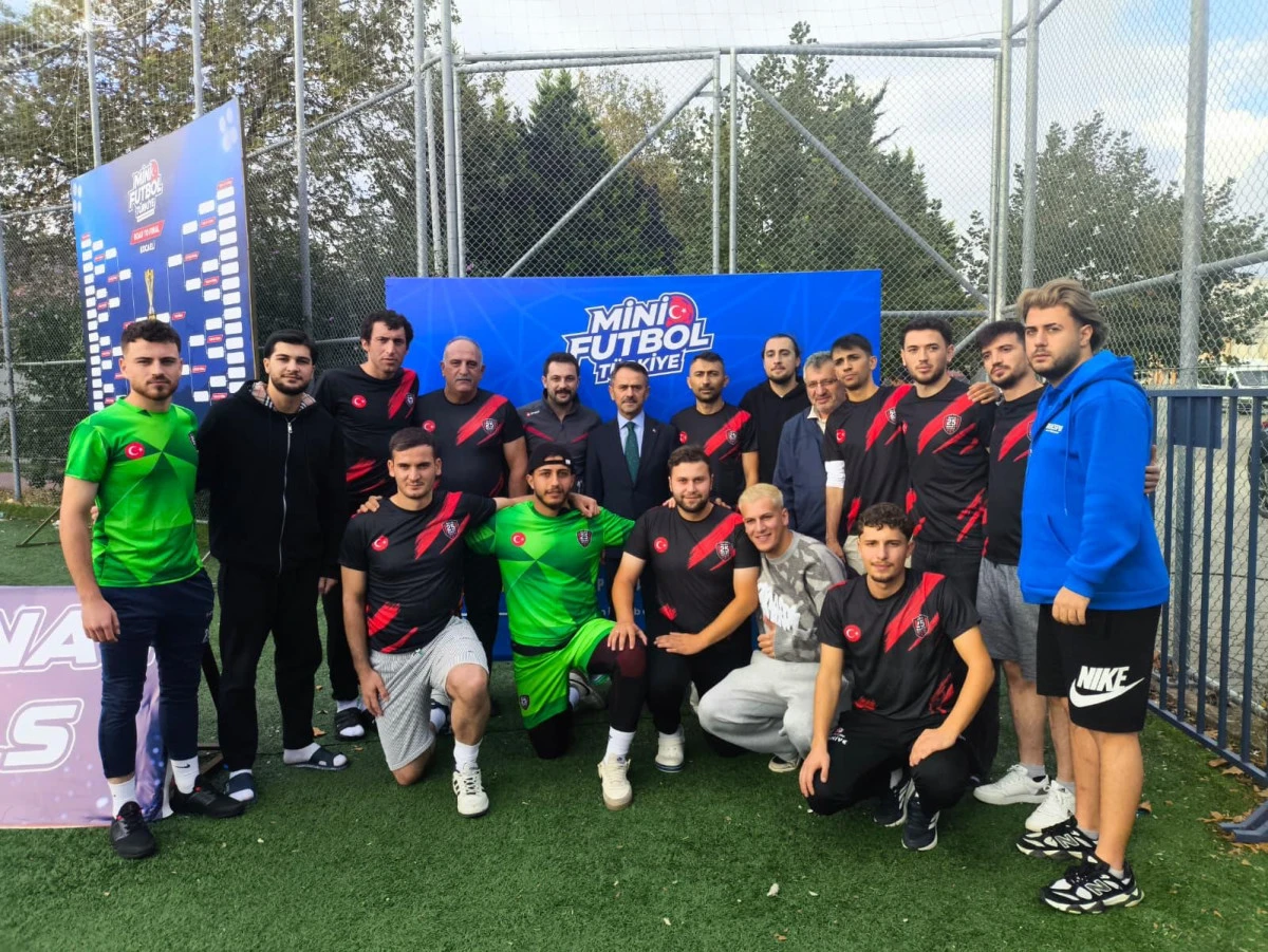 Mini Futbol T&uuml;rkiye Şampiyonası Kocaeli&rsquo;de Başladı