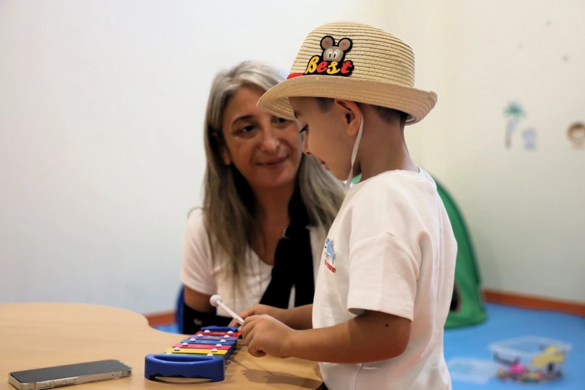 Minik Hazar Ali, ilk kez &ldquo;anne&rdquo; dedi