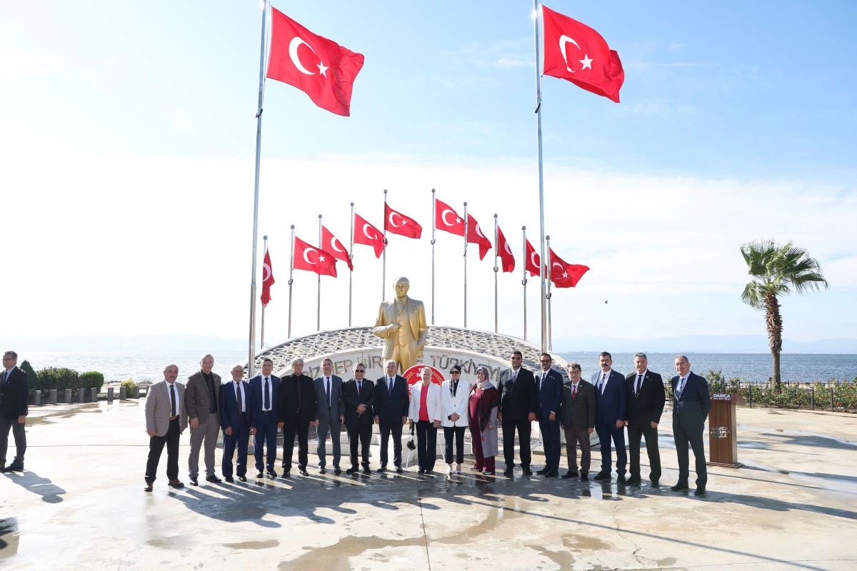 Muhtarlarımızla el ele Darıca için çalışıyoruz