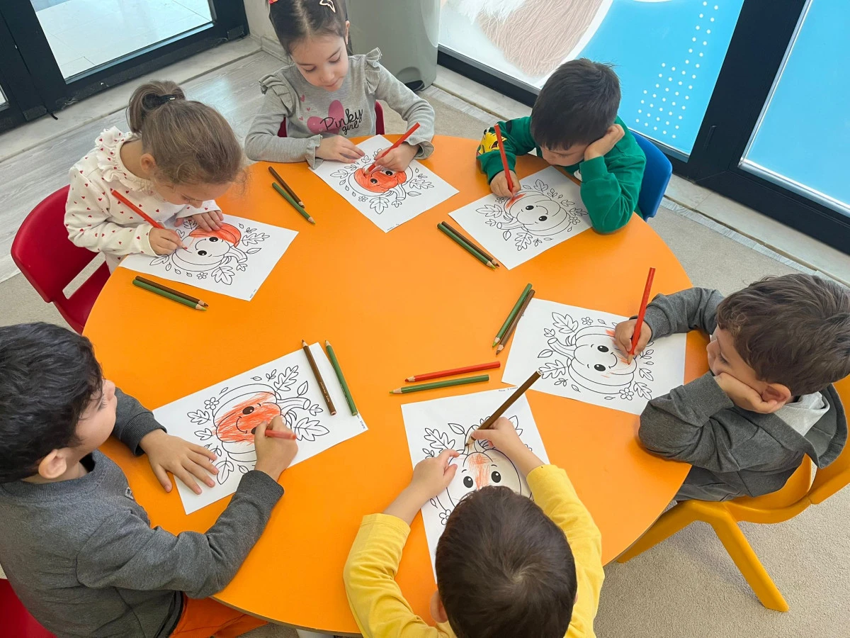 Mutlu anneler, mutlu çocuklar yetiştirir