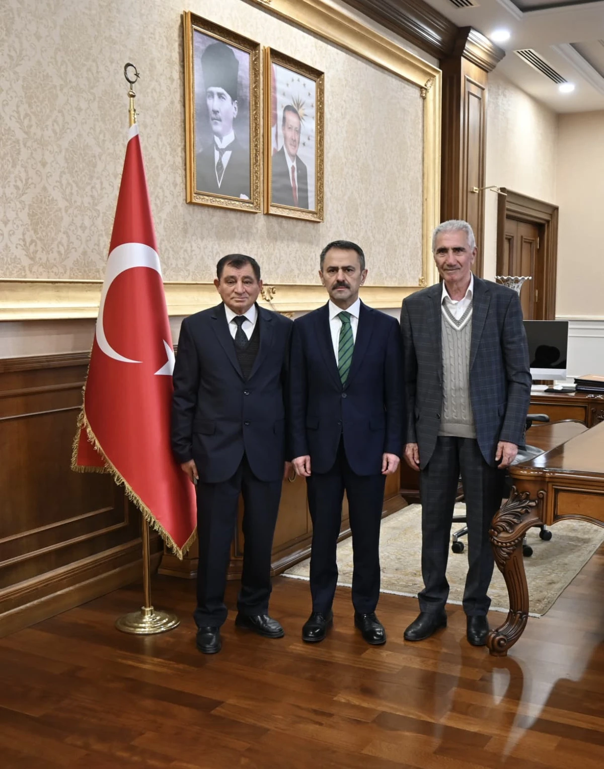 Nevşehirli Konuklar, Vali İlhami Aktaş&rsquo;ı Ziyaret Etti