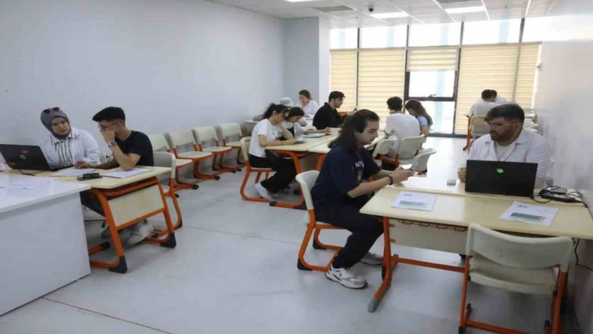 Öğrenciler en doğru tercihi uzman eğitimcilerle birlikte veriyor