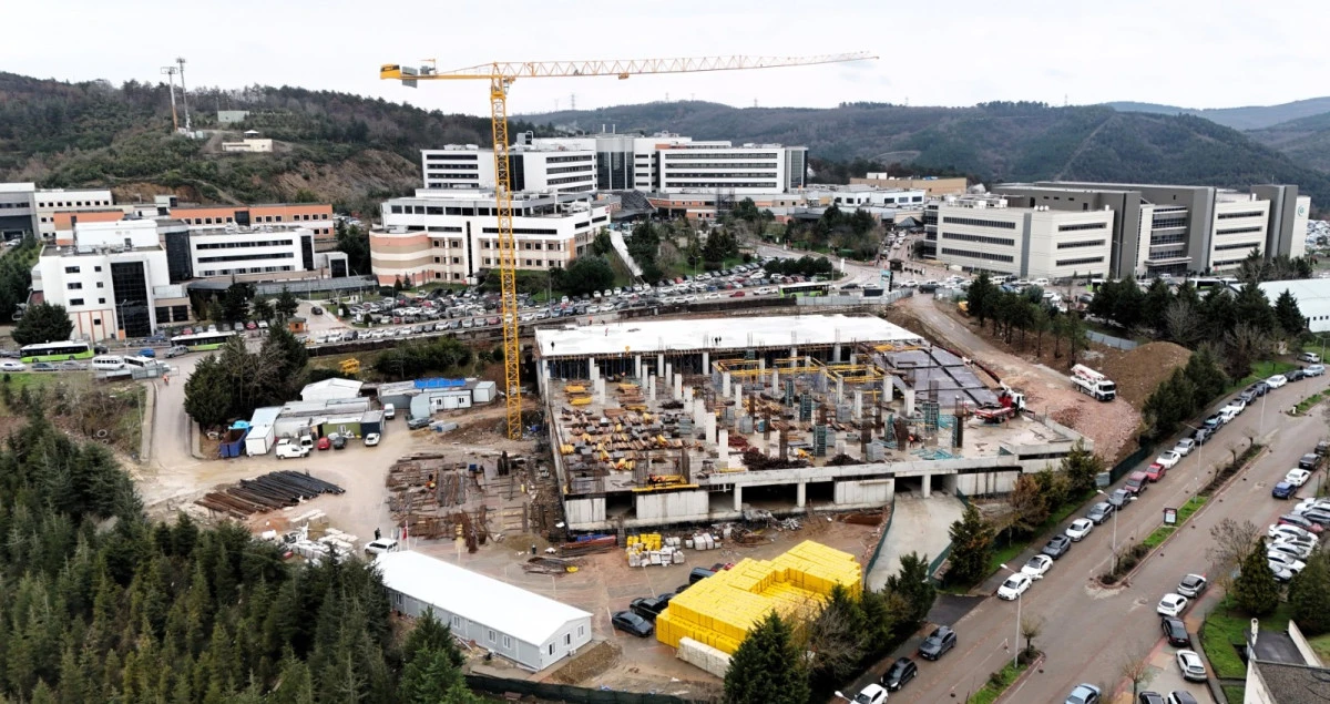 Otoparkın ilk katı hizmete alındı