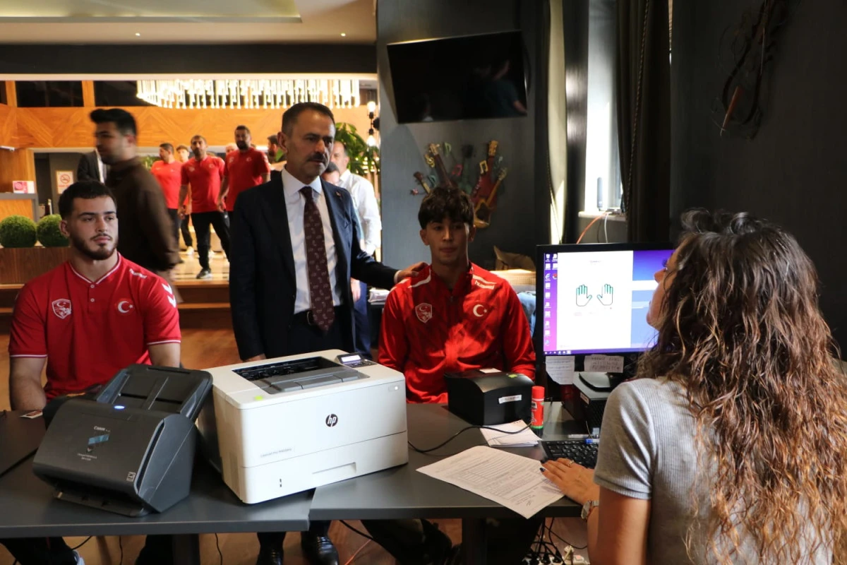 Pasaport Hizmeti Milli Gururlarımızın Ayağına Gitti