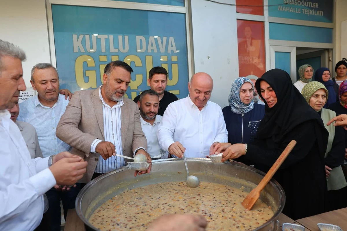 Sıras&ouml;ğ&uuml;tler&rsquo;de Aşure Bereketi ve Birlik Buluşması