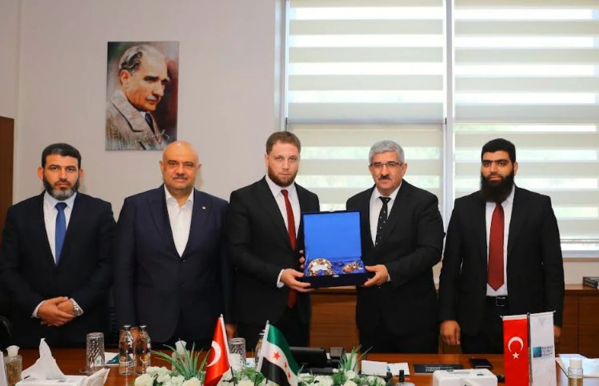 Suriye Hama Valisi Abdurrahman Es-Seheyen KOTO&rsquo;yu ziyaret etti: Kocaeli&rsquo;yi &ouml;rnek alıyoruz