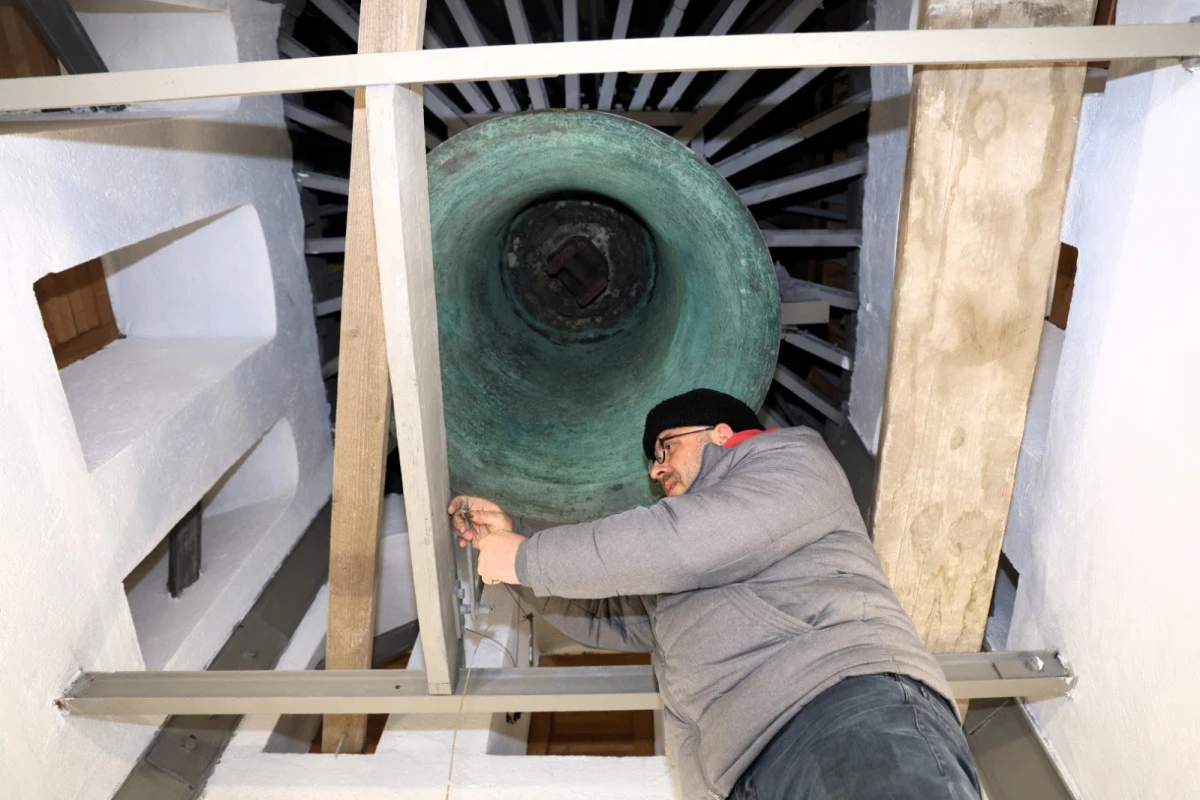 Tarihi İzmit Saat Kulesi ger&ccedil;ek kimliğini buluyor