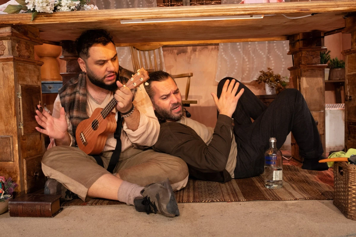 Tiyatro coşkusu Kocaeli&rsquo;nin d&ouml;rt bir yanını sardı