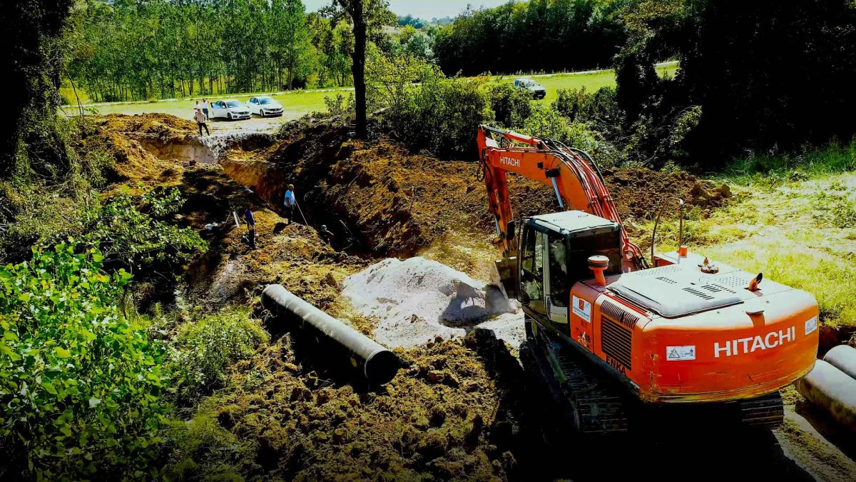 Toramanlar’da sulama suyu toprakla buluştu