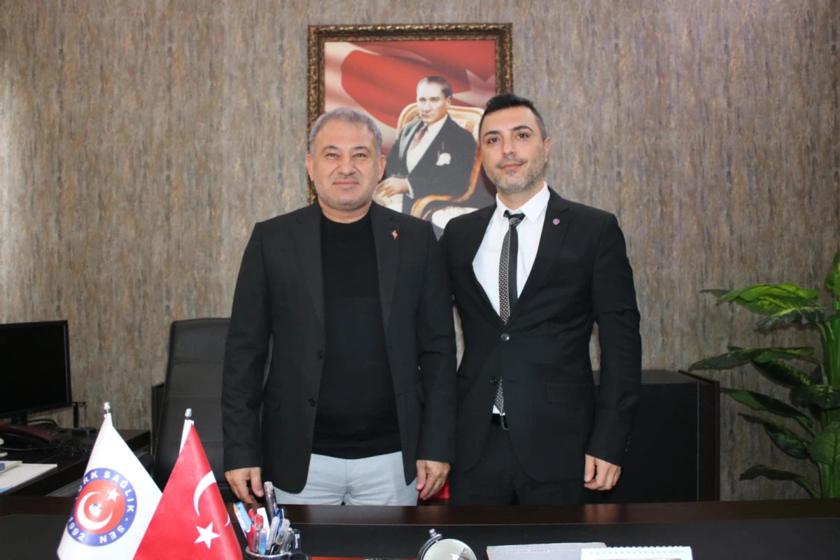 Ümit Turhan: “Kongreler bayrağı daha yükseğe taşımanın adımıdır”