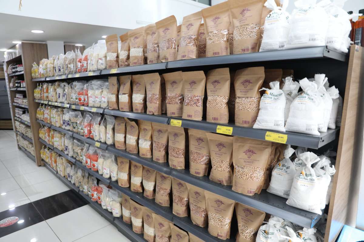 Üreticiden tüketiciye doğal ürünün adresi: ÇINAR HALK MARKET