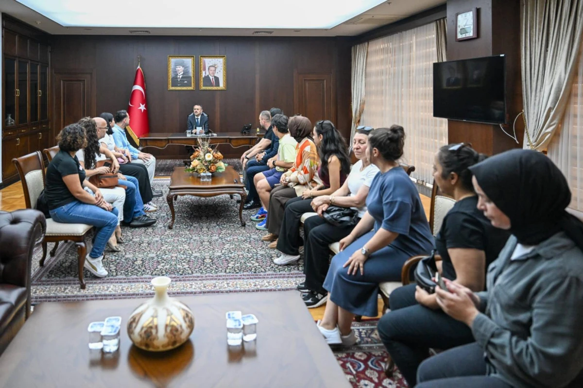 Vali Aktaş, Gebze Makamda Vatandaşlarımızla Bir Araya Geldi