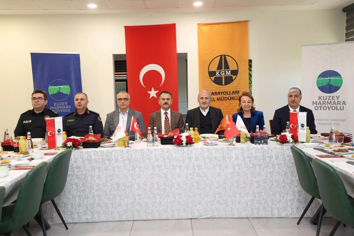 Vali Aktaş, KMO İşletmesince D&uuml;zenlenen 2025-2026 Kar ve Buzla M&uuml;cadele Programına Katıldı