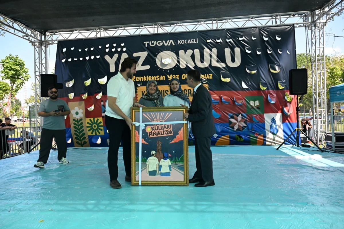 Vali Aktaş, T&Uuml;GVA Kocaeli Yaz Okulu Kapanış Programına Katıldı