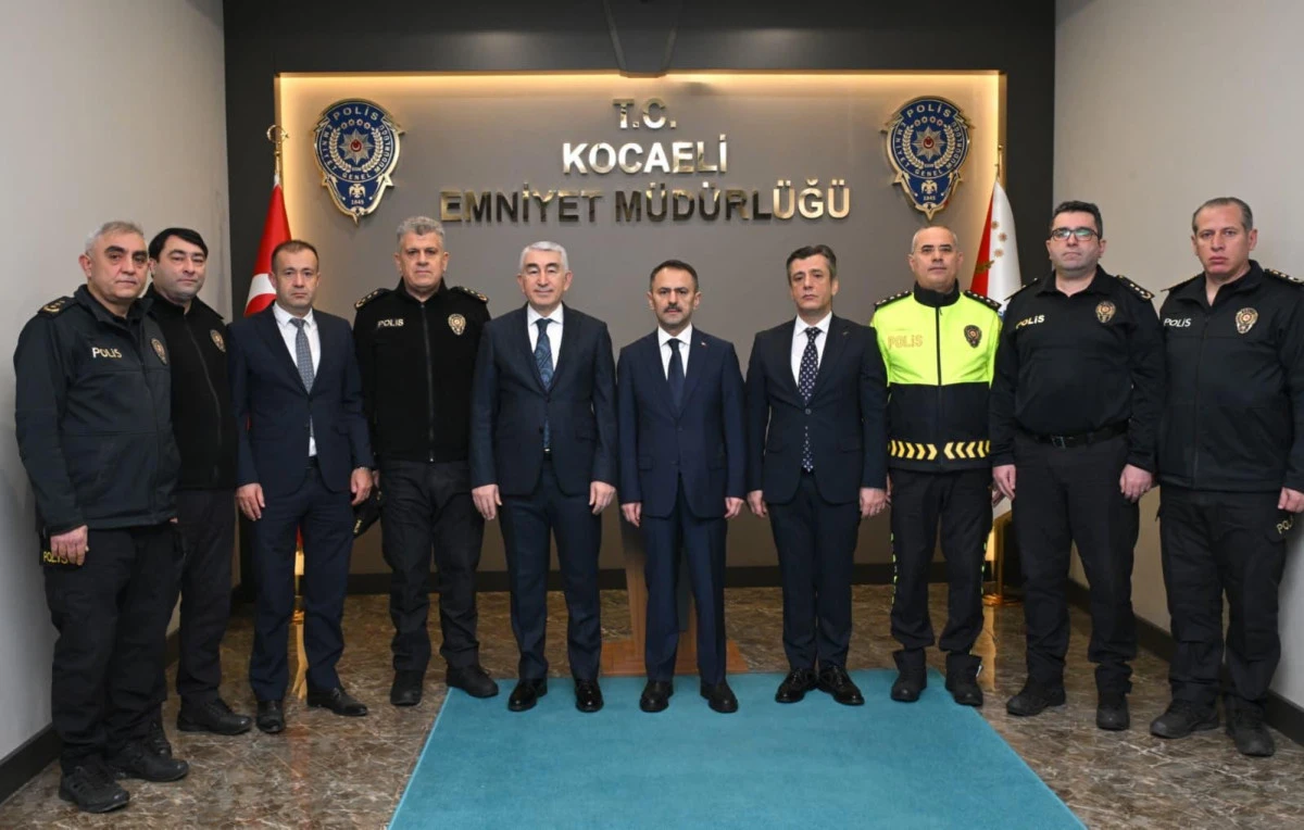 Vali İlhami Aktaş, İl Emniyet M&uuml;d&uuml;rl&uuml;ğ&uuml;nde İncelemelerde Bulundu