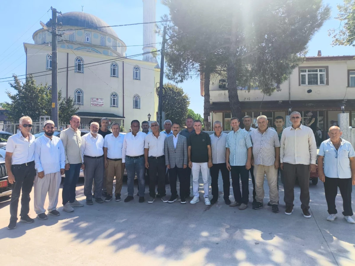 Vali İlhami Aktaş, İzmit S&uuml;leymaniye Mahallesi Mevlid Programına Katıldı