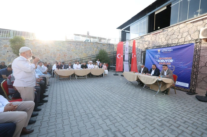 VATANDAŞ SORDU, BAŞKAN CEVAPLADI: DİLİSKELESİ&rsquo;NDE HİZMET VE İSTİŞARE BULUŞMASI