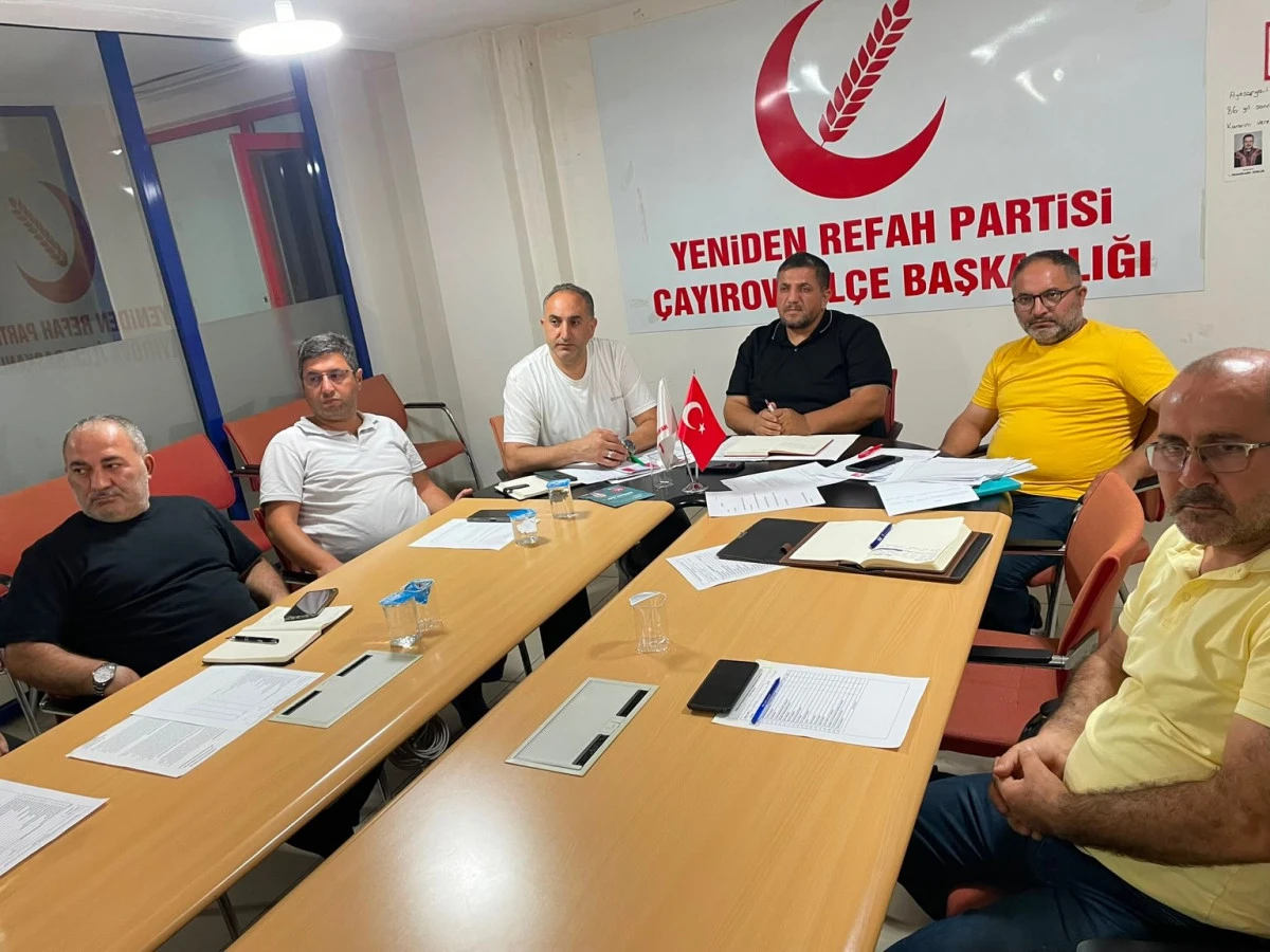 Yeniden Refah Partisi &Ccedil;ayırova Teşkilatı Haftalık Toplantısını Ger&ccedil;ekleştirdi