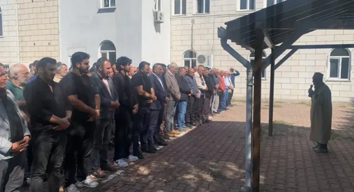 Yıldız &Ouml;zbay Son Yolculuğuna Uğurlandı