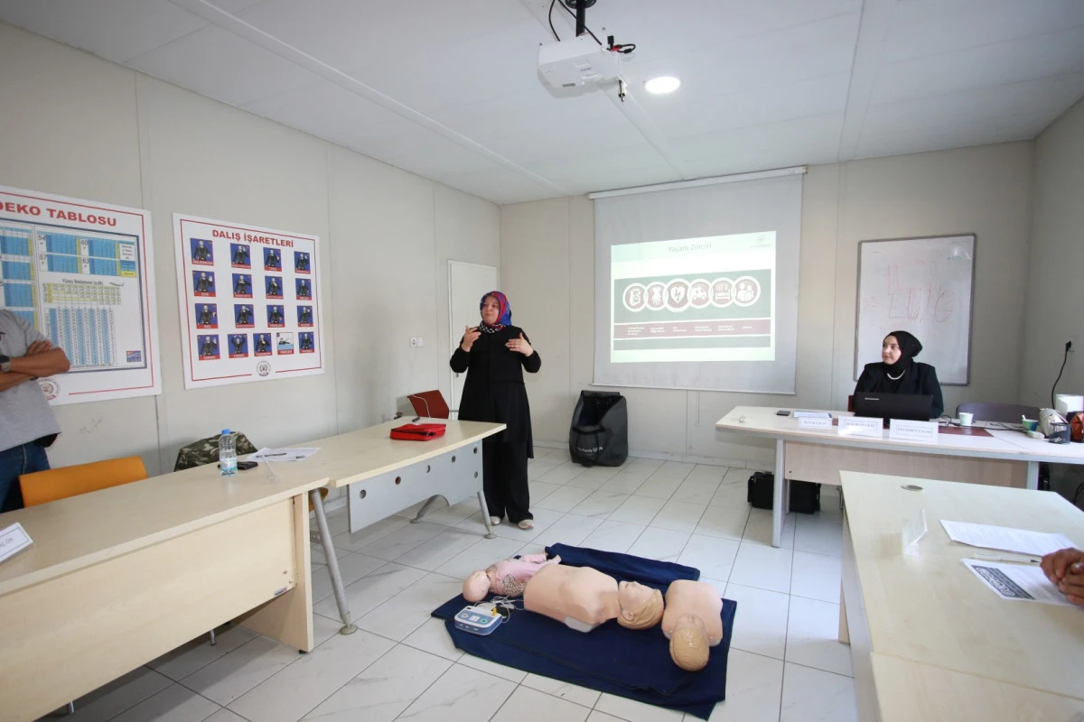 Yol ve Bakım personeline hayat kurtaran eğitim