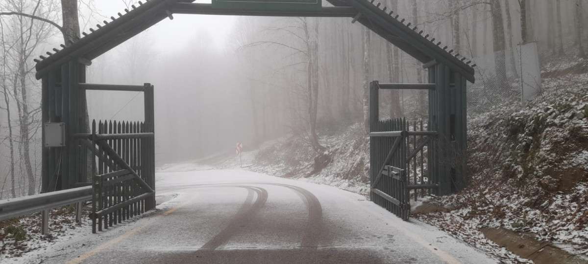 Yüksek kesimlerde kar yağışı başladı