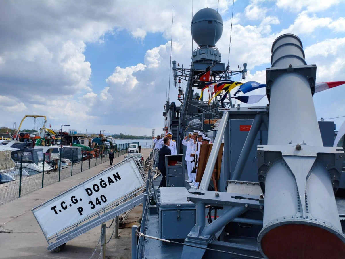 Zafer Bayramı&rsquo;nın 104. Yıl D&ouml;n&uuml;m&uuml;nde Şehit Aileleri, Gazi ve Gazi Aileleri ile Bir Araya  Gelindi